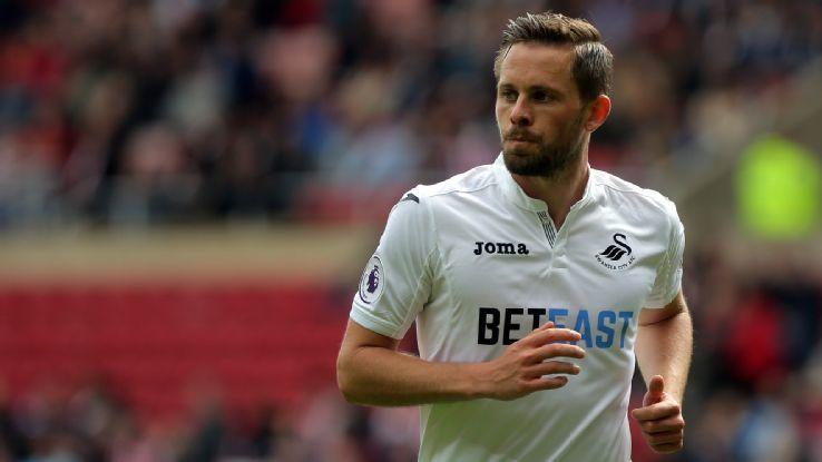 启蒙教练：维尼修斯一直有点叛逆，他应该学会控制和收敛脾气