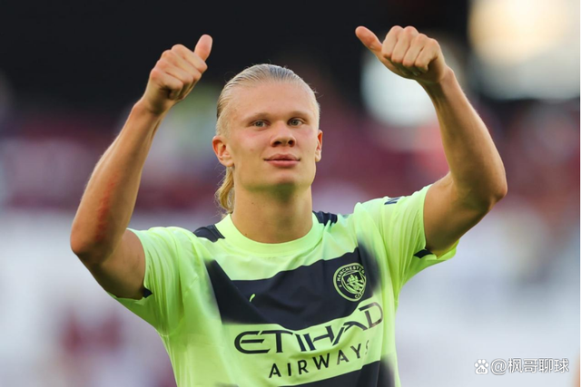 第10个亚军，申花上次拿到中国足球顶级联赛冠军还是30年前（申花第10次屈居亚军，上次问鼎中国顶级联赛已是30年前）