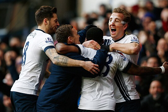 U22国足战韩国首发与负越南相比仅更换门将，王博豪继续出任中锋