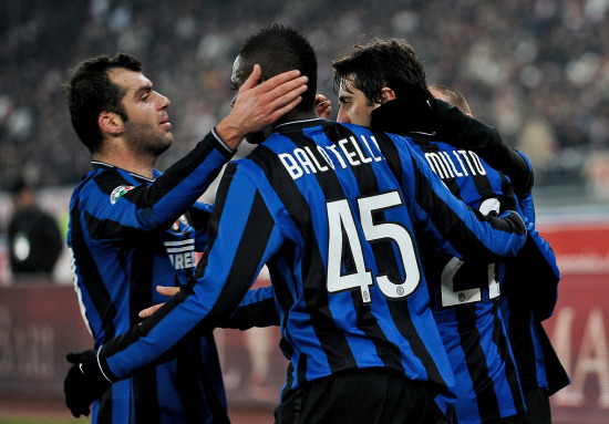 安全至上！NBA杯赛湖人弃用争议地板，恢复主场常规场地