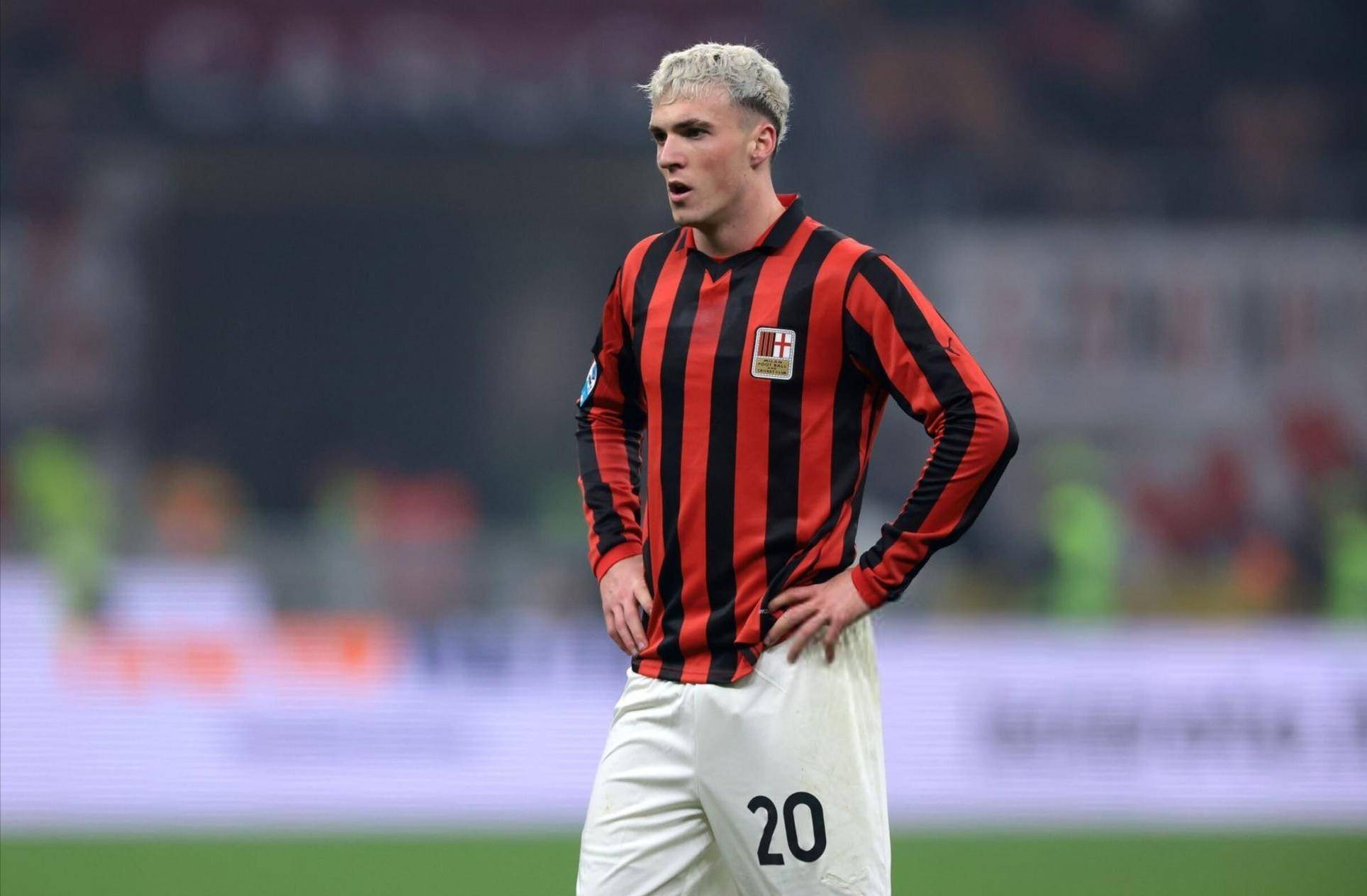 足球世界杯再次出现误判，慢镜头疯传