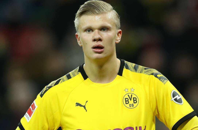 广东男篮101-75胜江苏肯帝亚，18岁小将王洪泽表现亮眼，攻防全面，被视为未来之星。