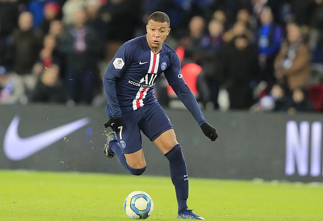 拜仁已连续19场联赛进球2+，有望追平自己保持的德甲纪录（拜仁联赛已连19场至少进两球，有望追平自身保持的德甲纪录）