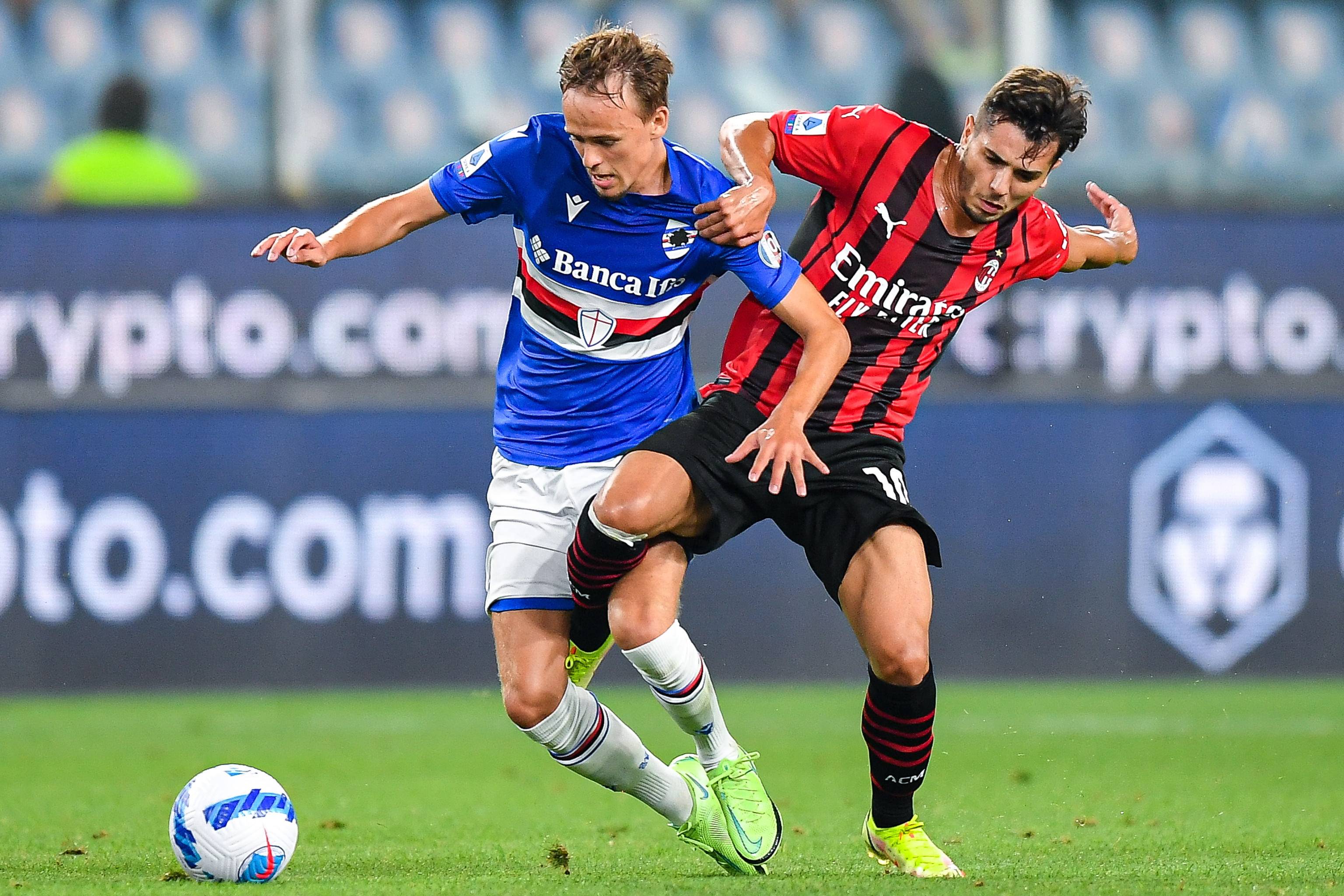 英超-特罗萨德替补破门 阿森纳1-2遭维拉读秒绝杀（英超：特罗萨德替补建功，阿森纳1-2被维拉补时绝杀）