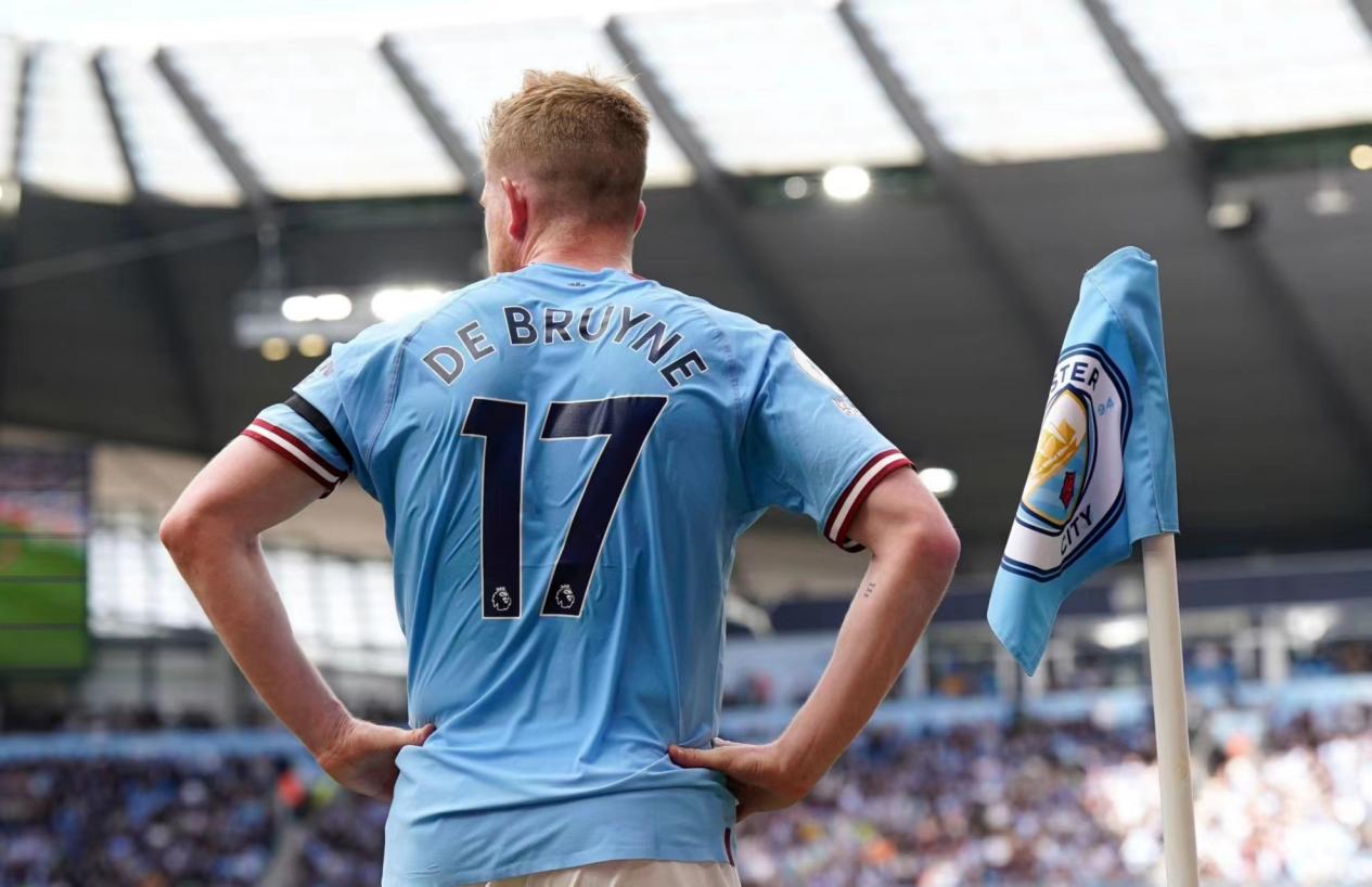 孔帕尼：控球是为了处于有利进攻位置；希望保护足球的创造力