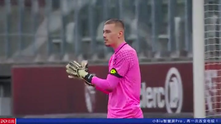 卡扎伊什维利：感谢中超联赛颁发的MVP，我非常珍视这份荣誉（卡扎伊什维利：感谢中超授予MVP，这份荣誉对我意义非凡）