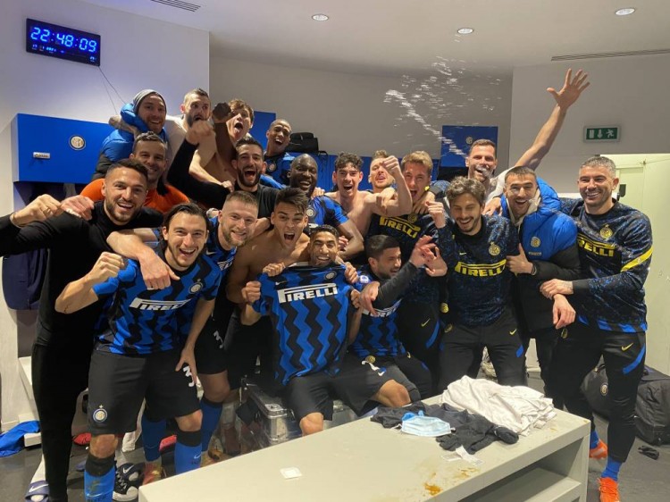 记者：曼联中意格伊但不会在1月追逐，因为无法保证欧冠资格（记者：曼联看中格伊，但因无法确保欧冠资格，1月不会出手）