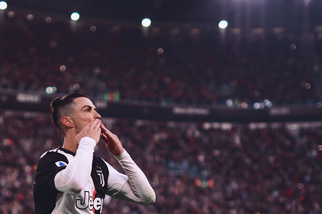 外媒：马来西亚足协就违规归化7名球员被禁赛一事向CAS上诉（外媒：因违规归化7名球员遭禁，马来西亚足协已向CAS提起上诉）